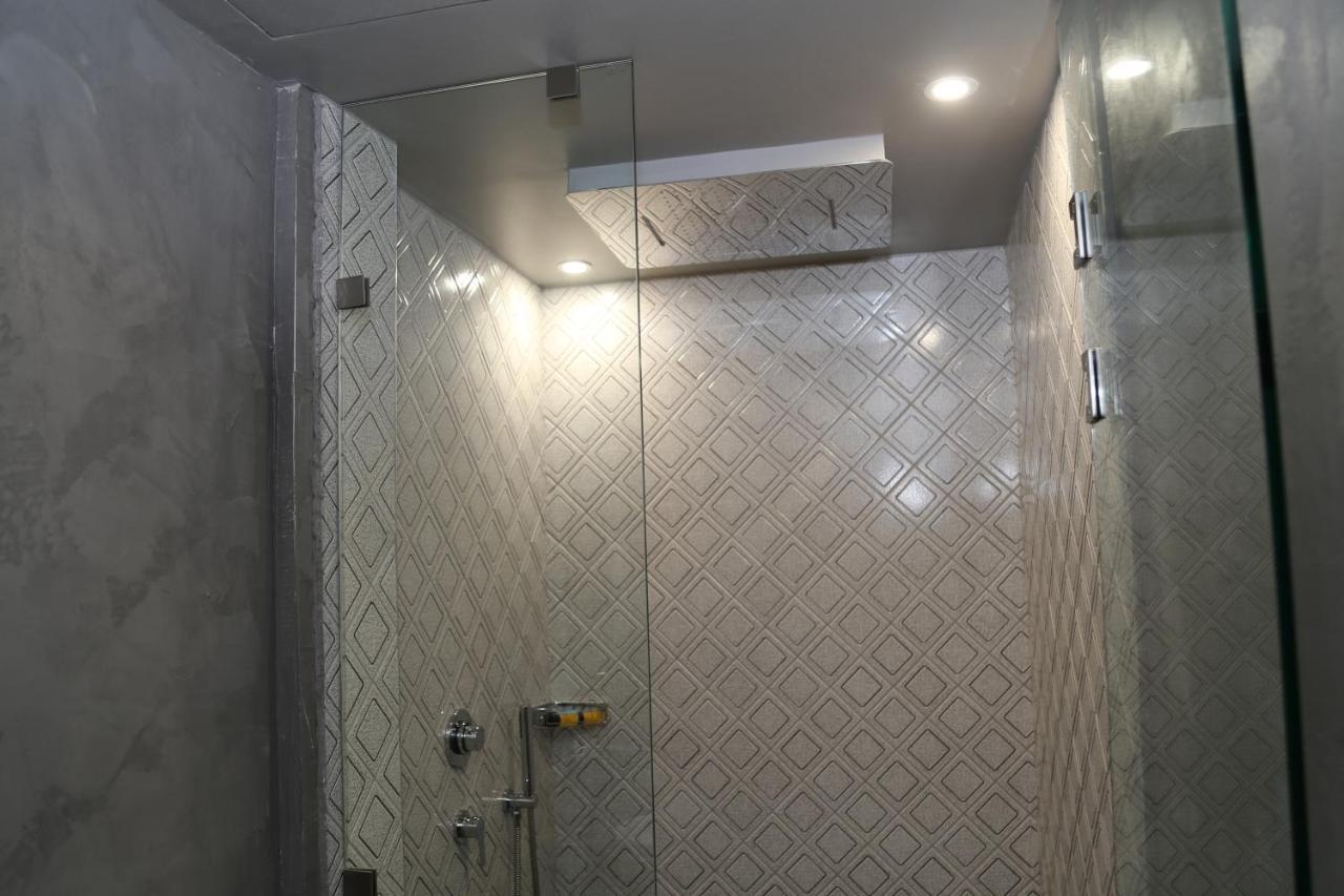 Rooster Suites Ateny Zewnętrze zdjęcie