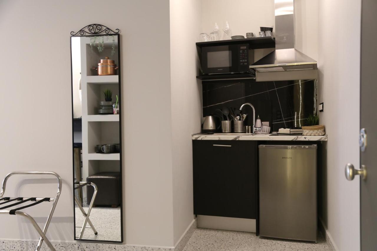 Rooster Suites Ateny Zewnętrze zdjęcie