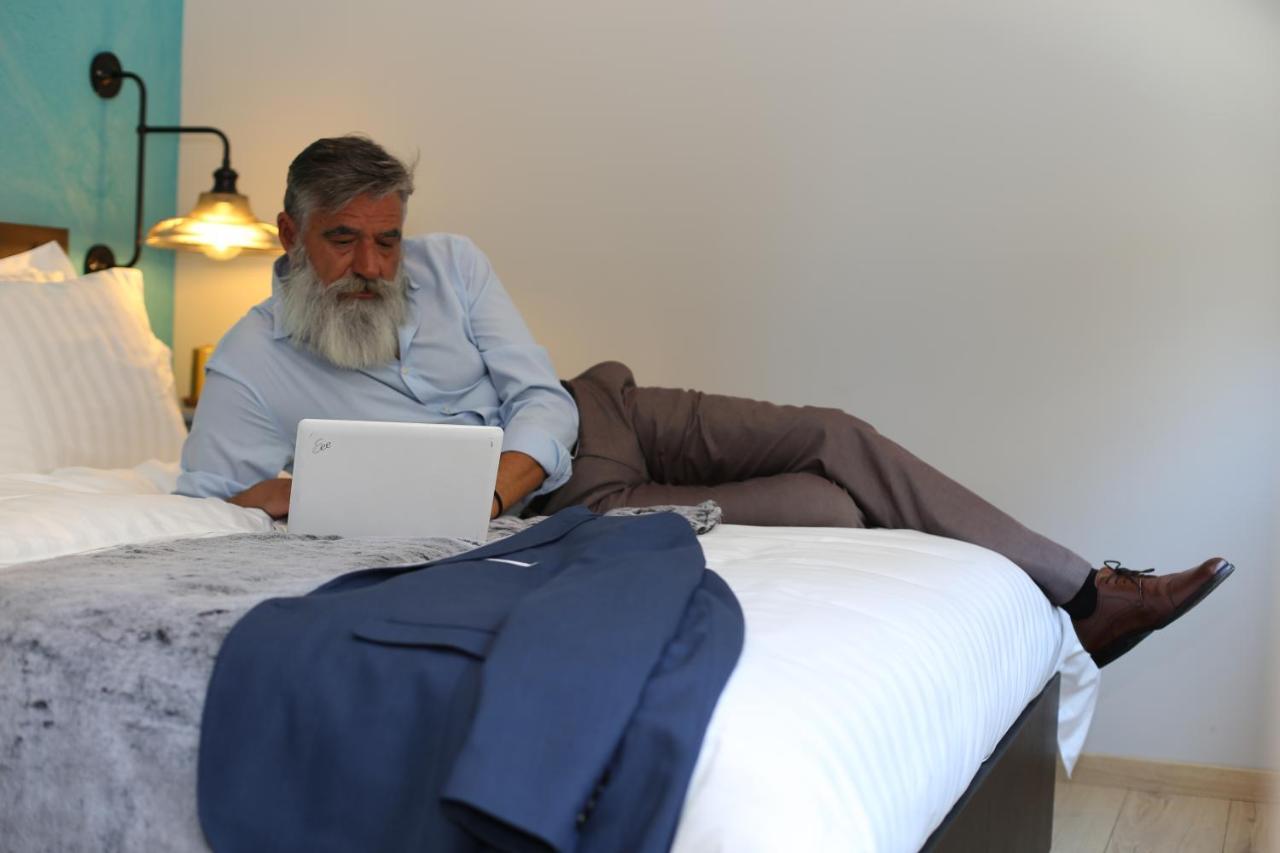 Rooster Suites Ateny Zewnętrze zdjęcie
