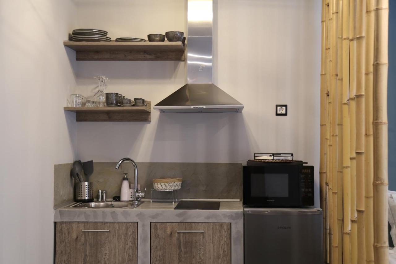 Rooster Suites Ateny Zewnętrze zdjęcie