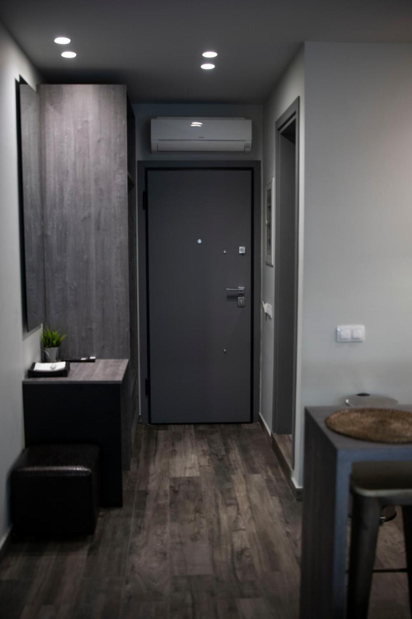 Rooster Suites Ateny Zewnętrze zdjęcie