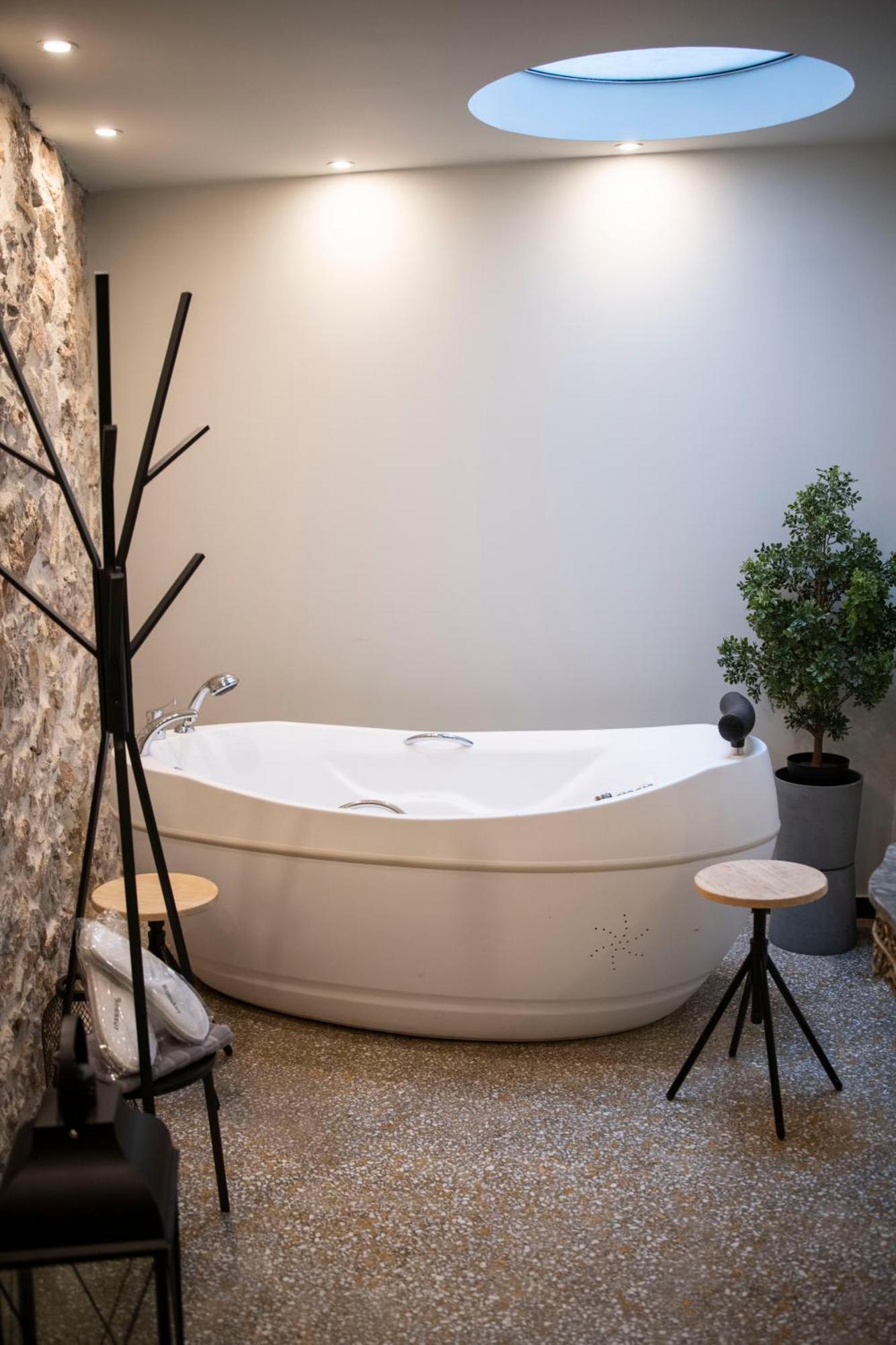 Rooster Suites Ateny Zewnętrze zdjęcie