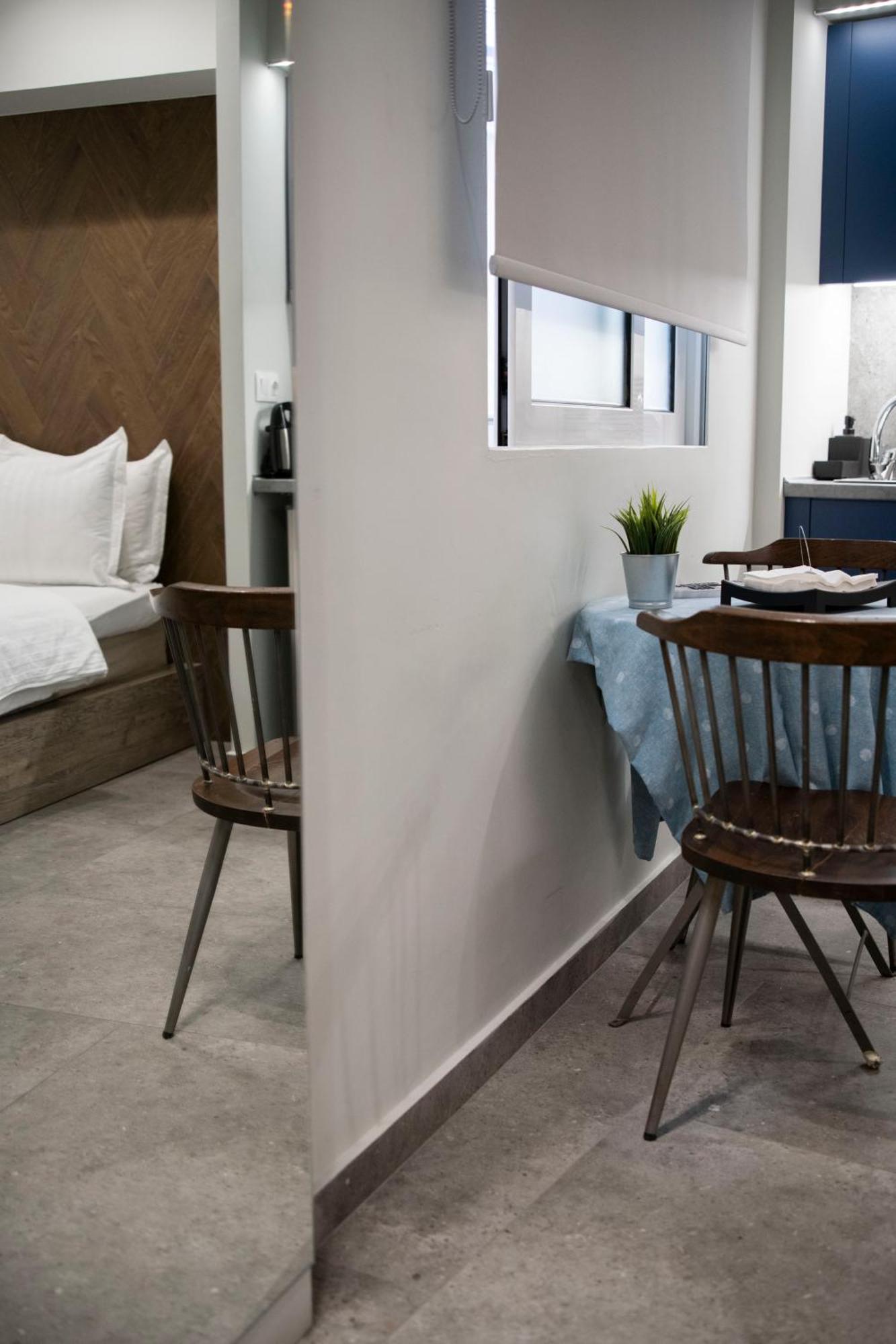 Rooster Suites Ateny Zewnętrze zdjęcie